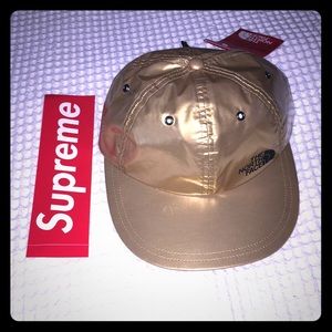 SUPREME X THE NORTH FACE TNF LIMITED EDITION UNISEX SNAPBACK GOLD FOIL HAT NWT !